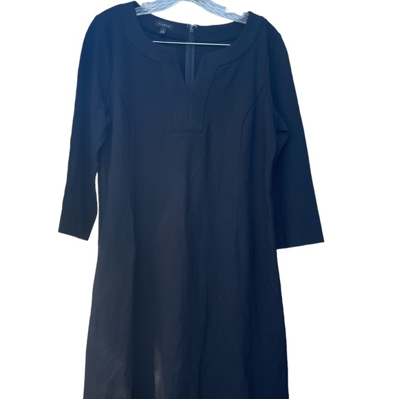 TALBOTS $129 Seamed Ponte Stretch 3/4 Sleeve Shift Dress Black Size 8 - Picture 2 of 7